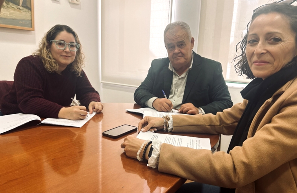 La AAVV de El Paretn-Cantareros recibe 25.000 euros para dinamizar la pedana este 2025